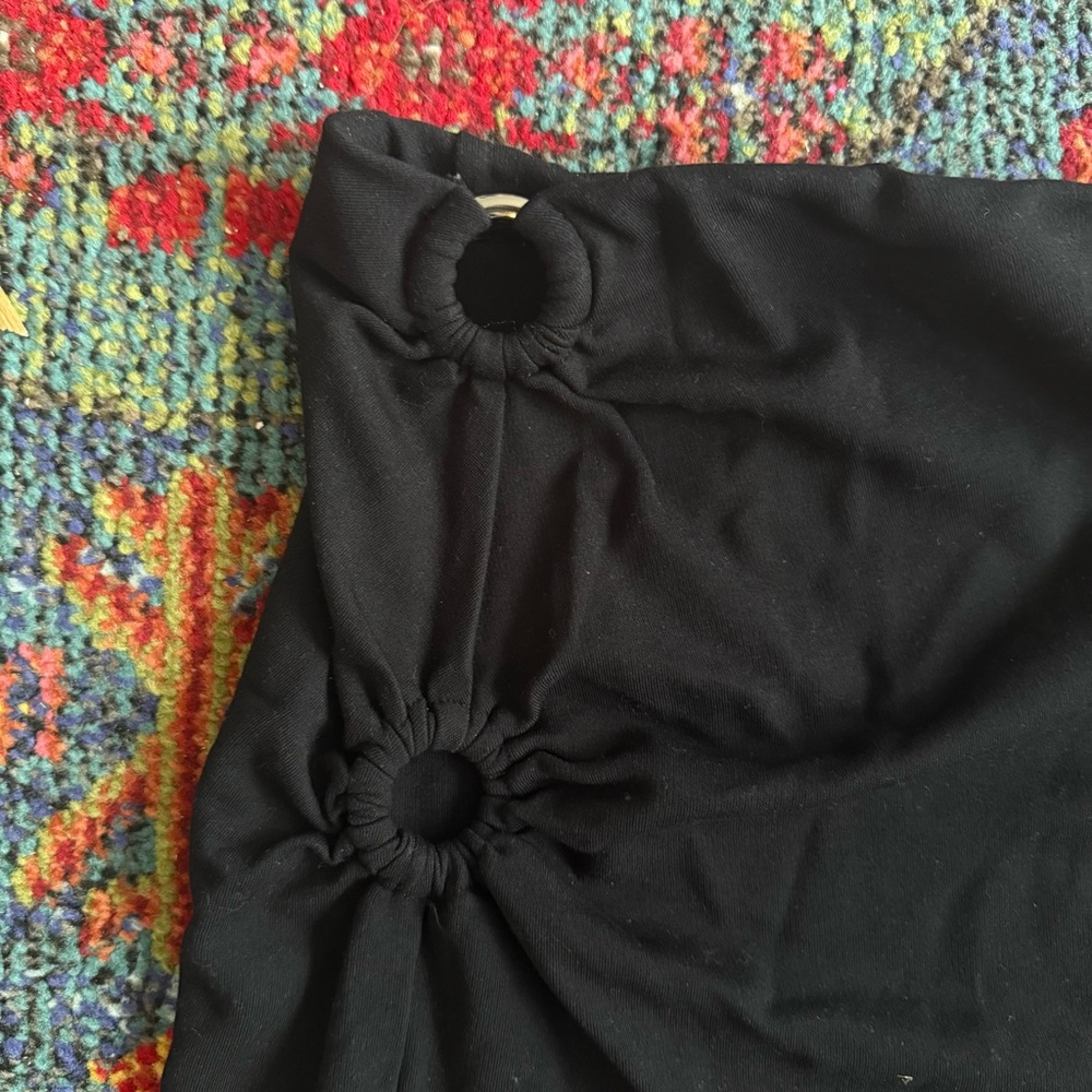 Keyhole Mini Skirt - Picture 4 of 5